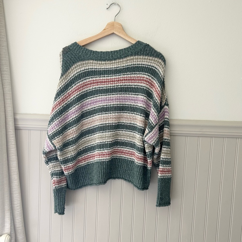 American Eagle Outfitters Striped Multicolor V-Neck Knit Sweater Size Large - Picture 4 of 4